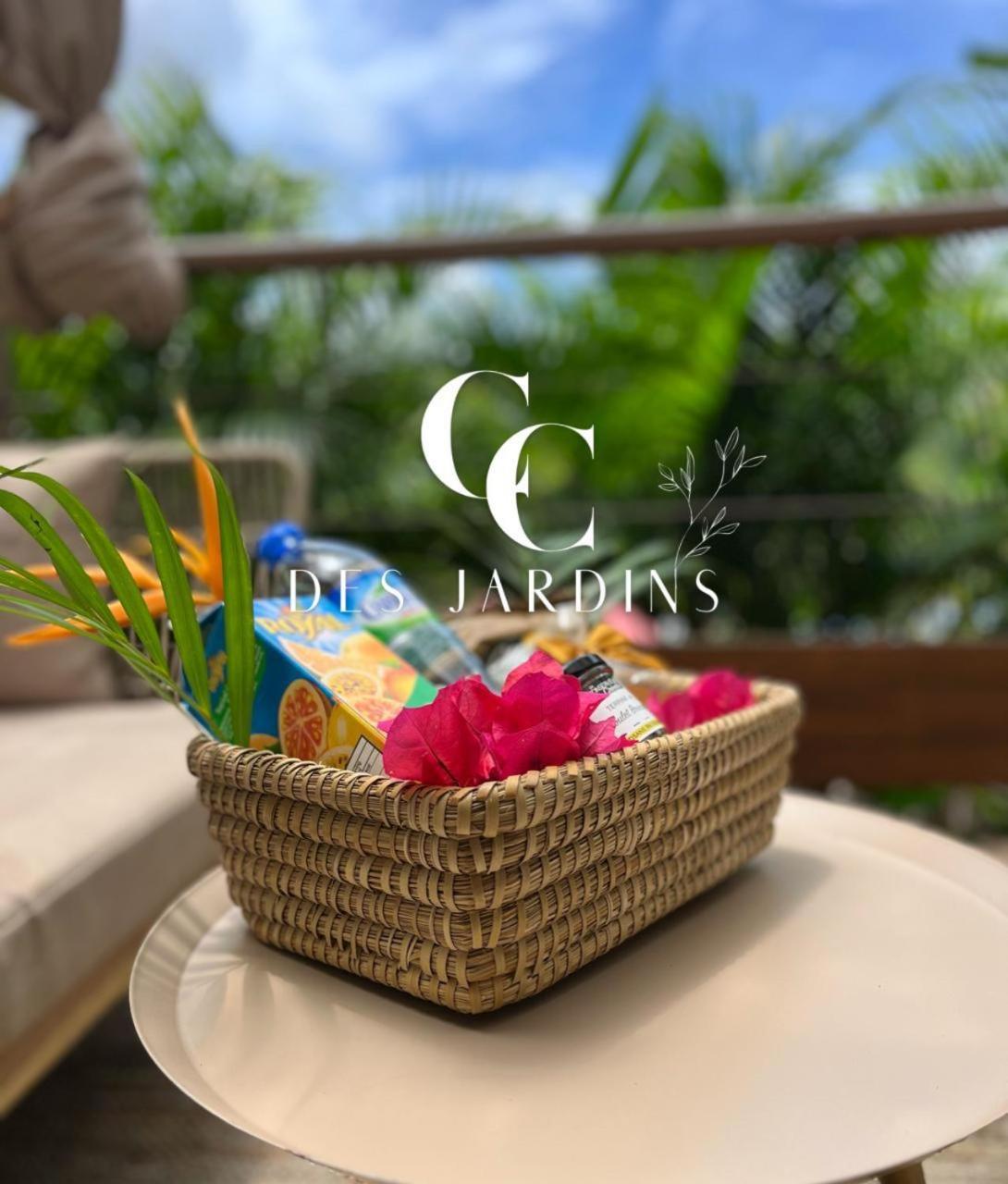 Cocon Des Jardins - Bungalow & Spa Gros-Morne エクステリア 写真